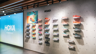 HOKA在上海最贵地段开了家1600平米门店